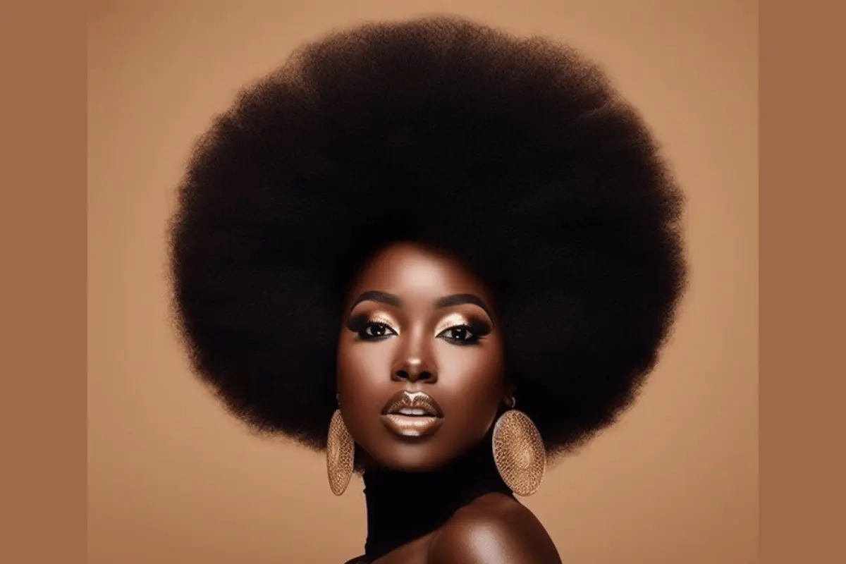 Cabelo Afro Resistência e Empoderamento Negro - Mulher negra com cabelo black power