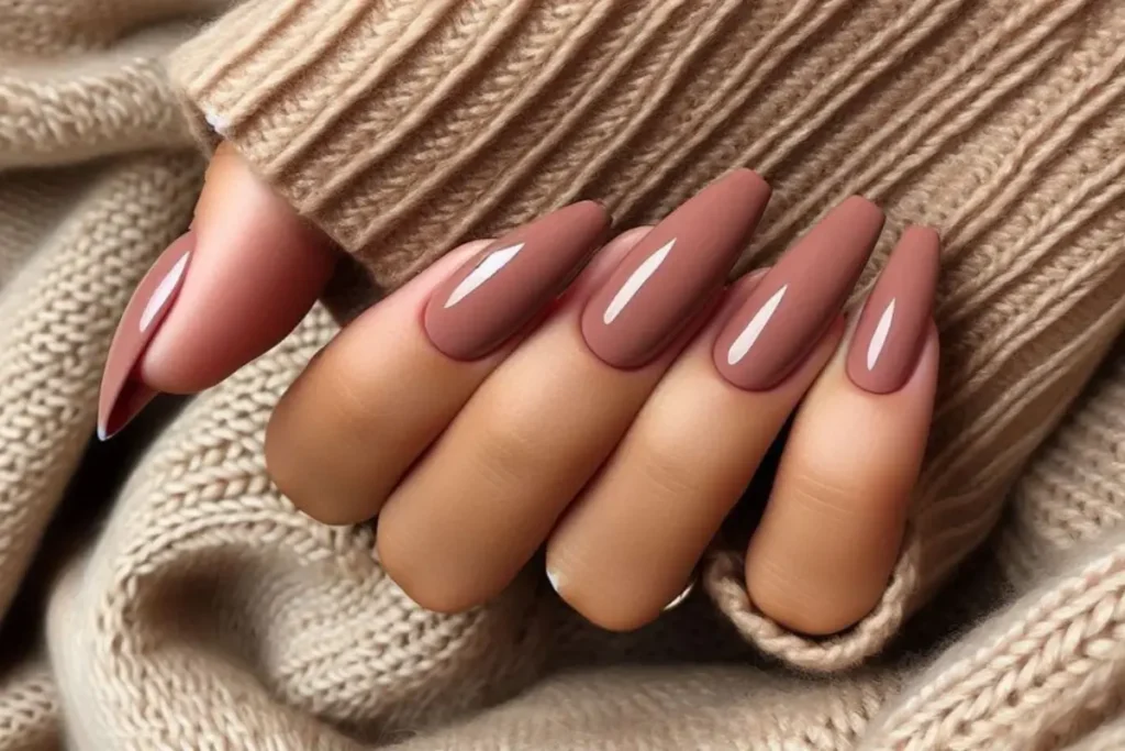Unhas marrom