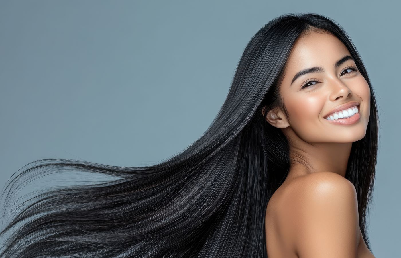 Jovem com cabelo liso